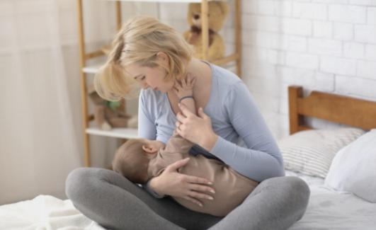 Het overwinnen van uitdagingen bij borstvoeding: Een gids voor nieuwe ouders